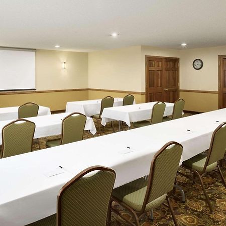 Country Inn & Suites By Radisson, Grinnell, Ia Екстер'єр фото